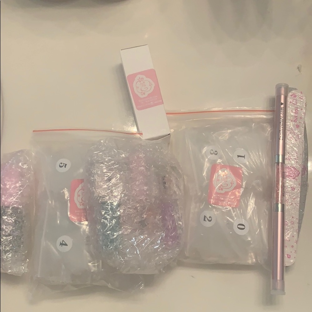 Brand new 1 2 3 Go kit by E nail Couture